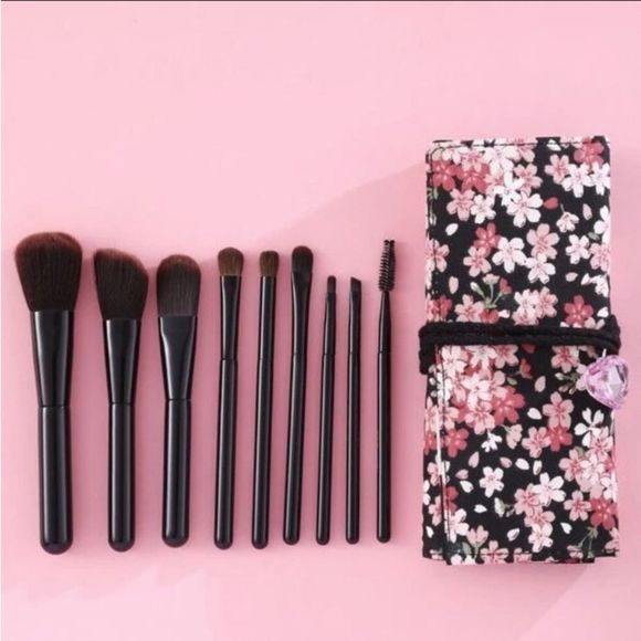 Floral travel Brush Set - Picture 2 of 5